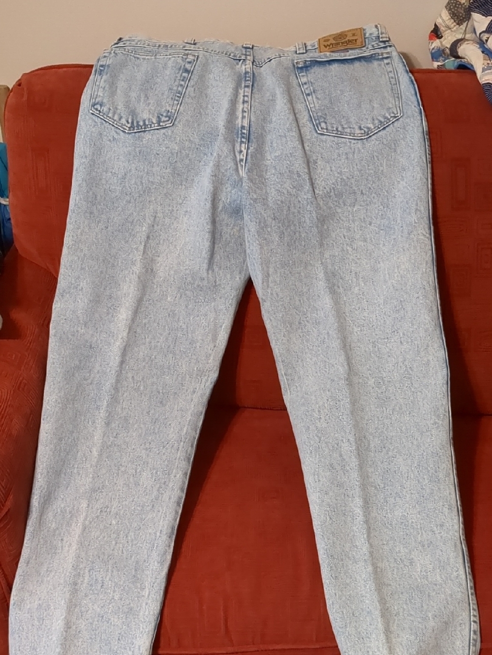Wrangler Men's Light Blue Relaxed Jeans
